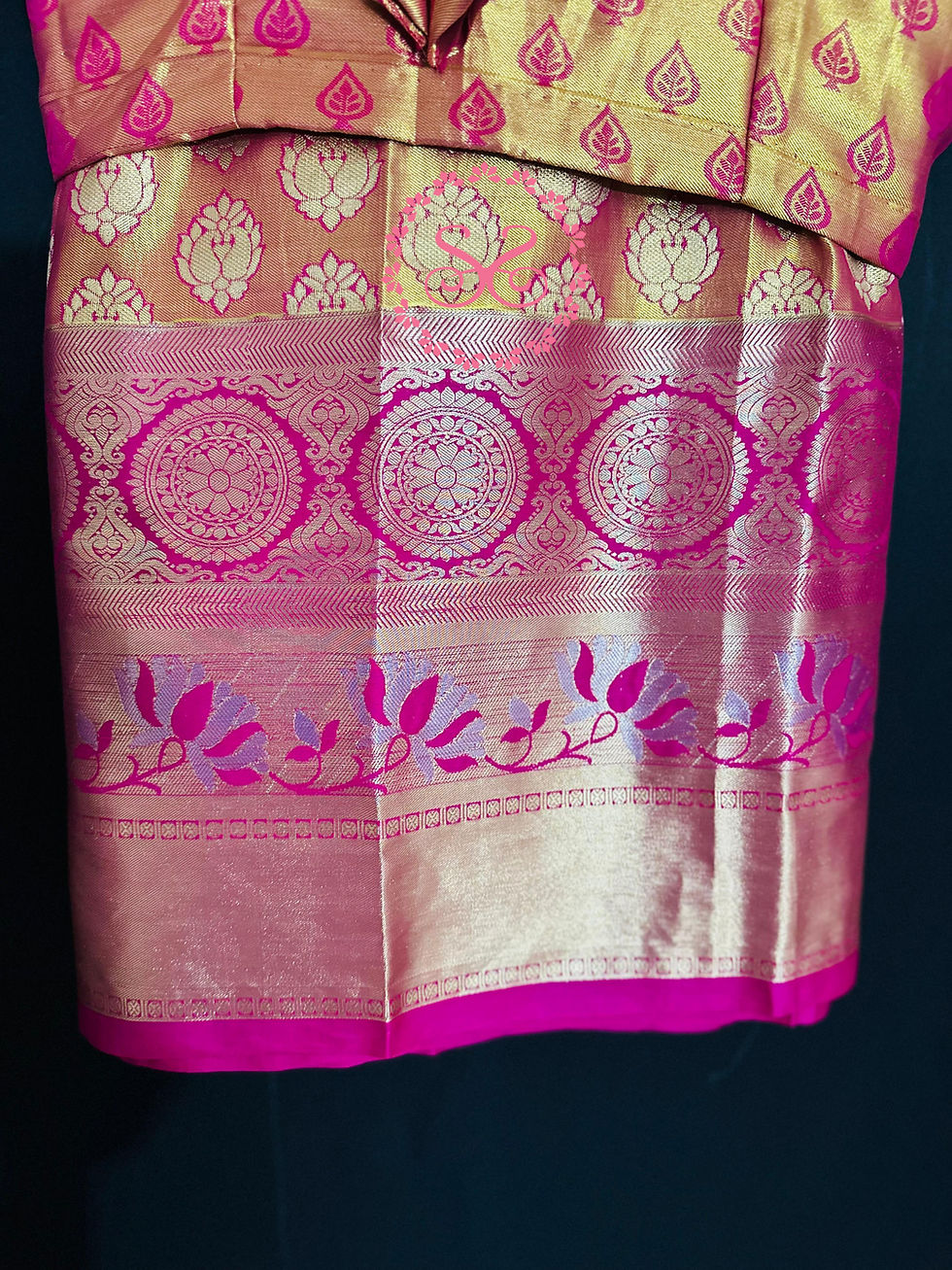 Thumbnail: Pink Goldish Banarasi Silk Saree