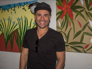 O comediante Rodrigo Sant'Anna no Jardim Atlântico.