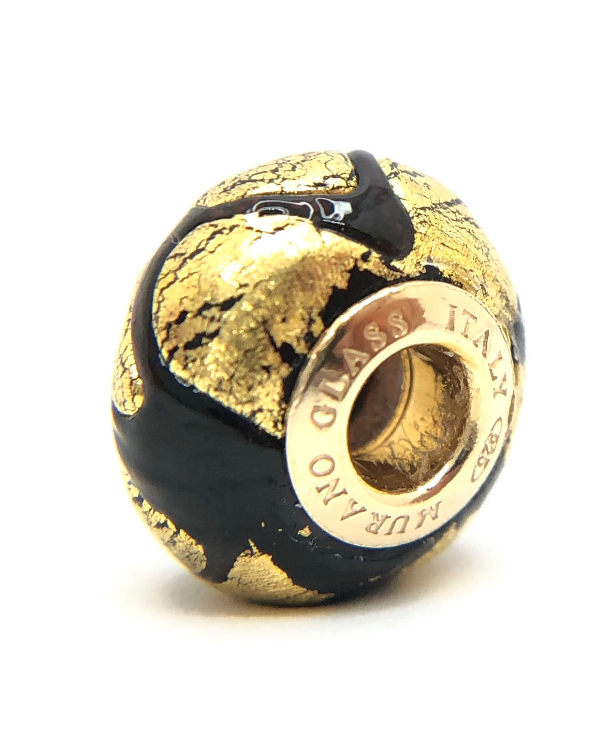 Precious pearl in original Murano glass