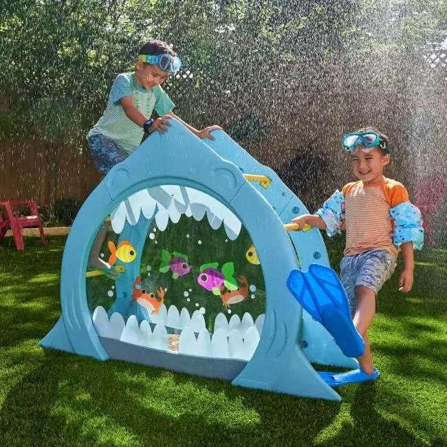 Shark Escape Climber service image