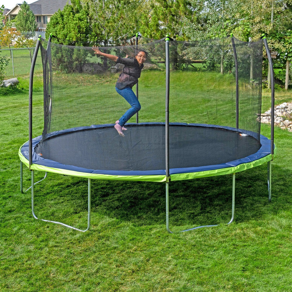 15 Square - Trampoline service image