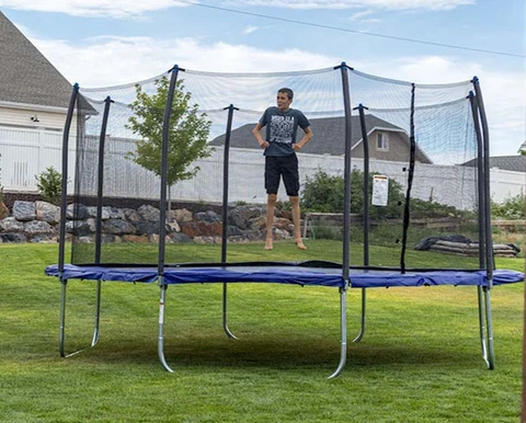 14 Round With Enclosure And Stakes service image