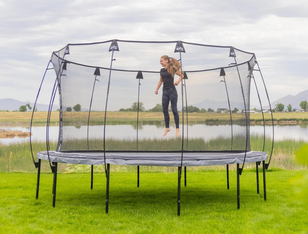 13' Round - Trampoline service image