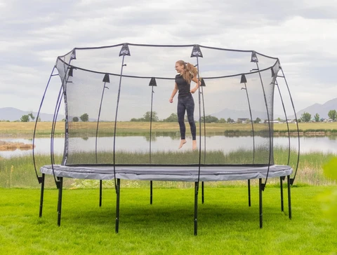 13' Round - Trampoline service image