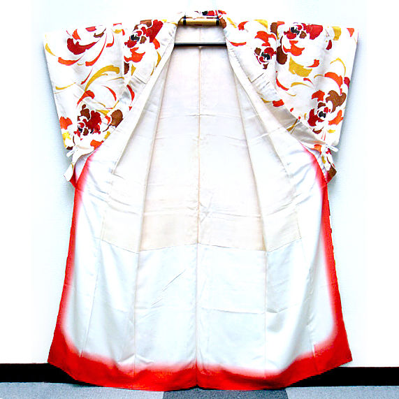 Thumbnail: Bold Flowers Komon Kimono
