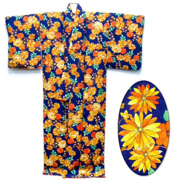 Thumbnail: Vibrant Floral Silk Japanese Kimono - Wafuku 3