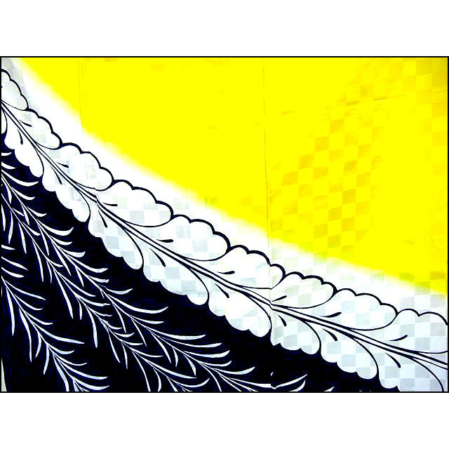Thumbnail: Ichimatsu Yellow Tsukesage Kimono 4
