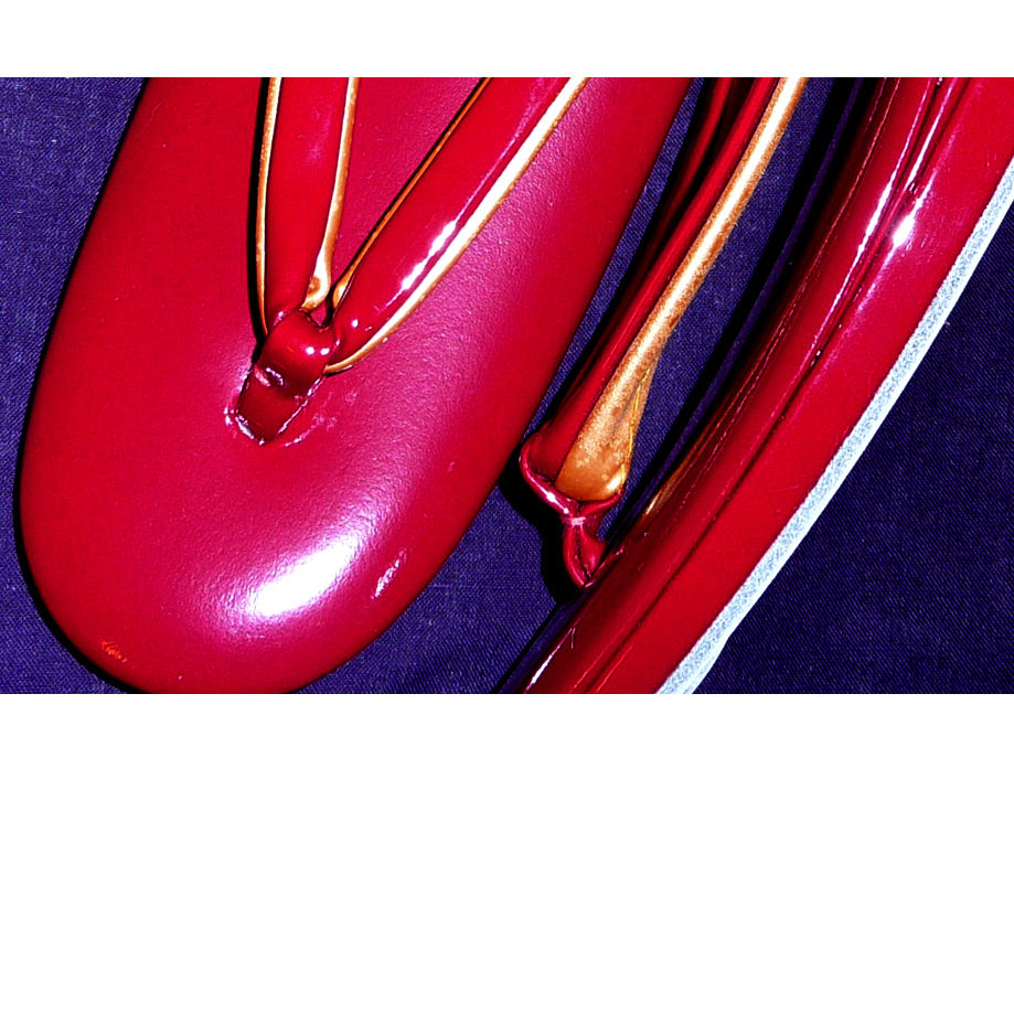 Thumbnail: Burgundy & Gold Zori 23cm