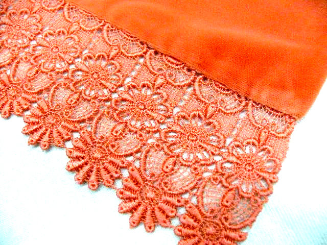 Thumbnail: Roses Silk Velvet Stole / Shawl