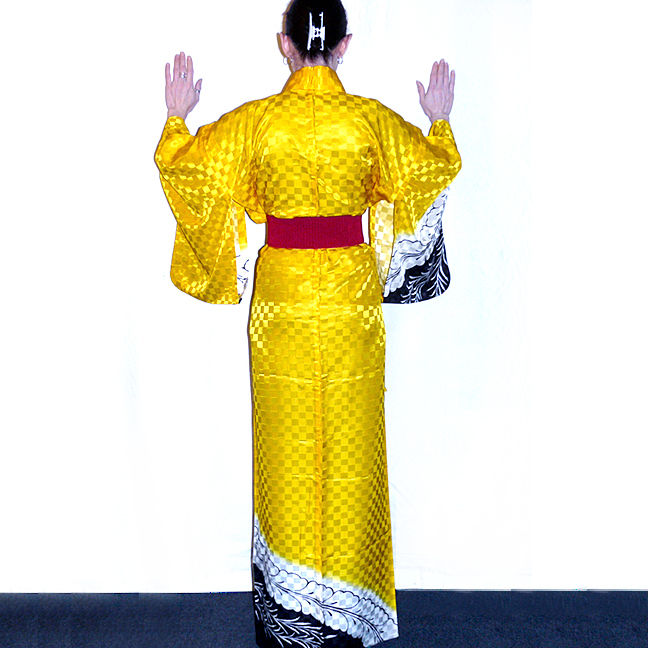 Thumbnail: Ichimatsu Yellow Tsukesage Kimono 12
