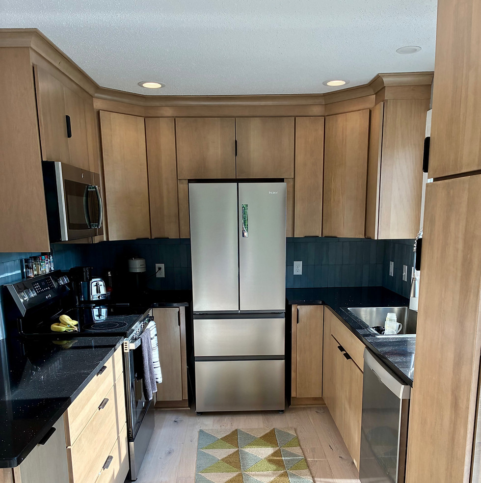 Kitchen_edited.jpg