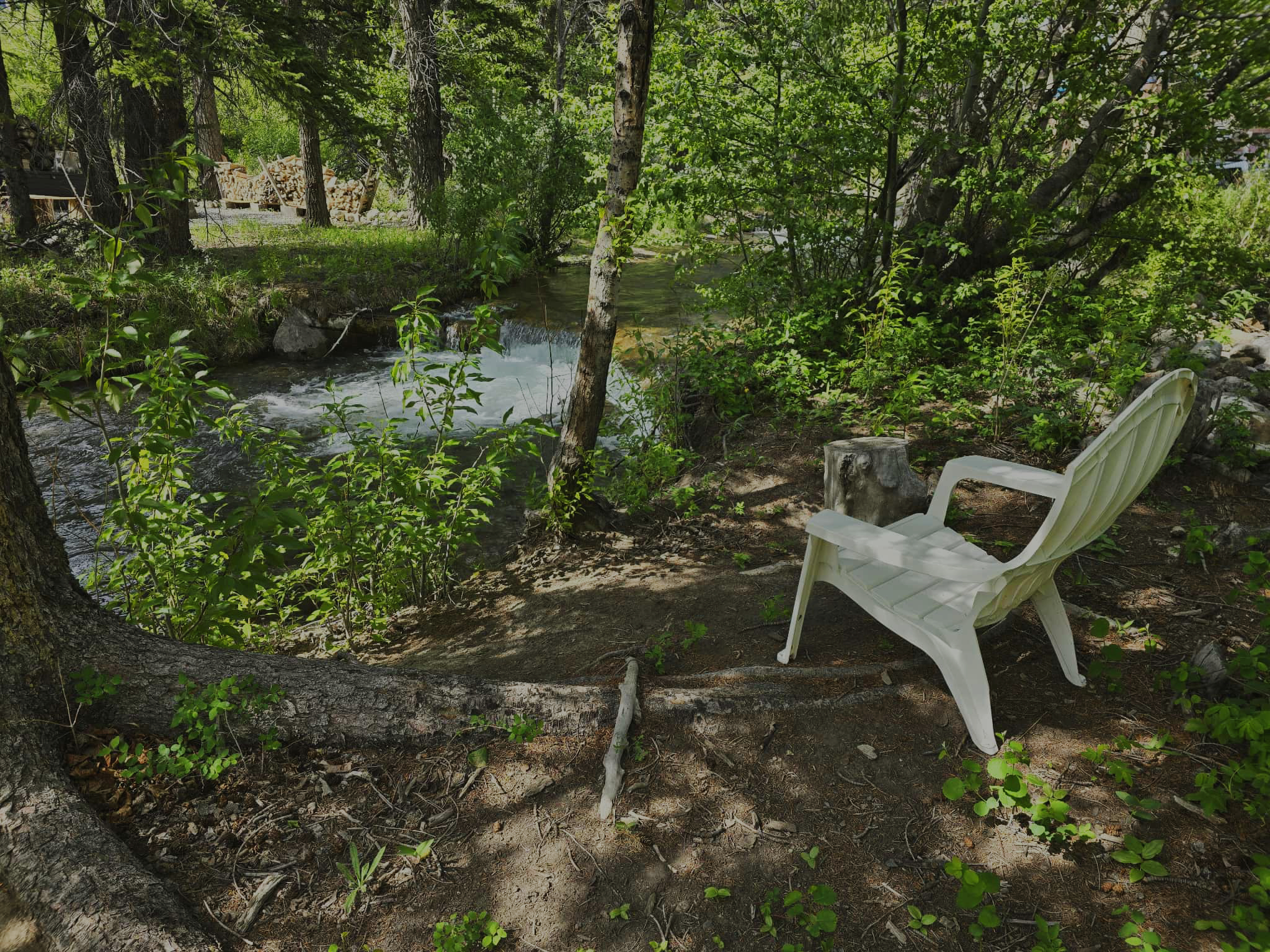 Crowsnest River RV Park