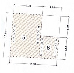 Miniatura: Casale tipico toscano con terreno