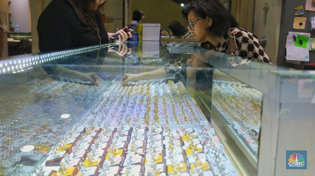 Solid Gold | Harga Emas Menunggu ‘Lilin’! Emas Apa Babi Ngepet Sih…