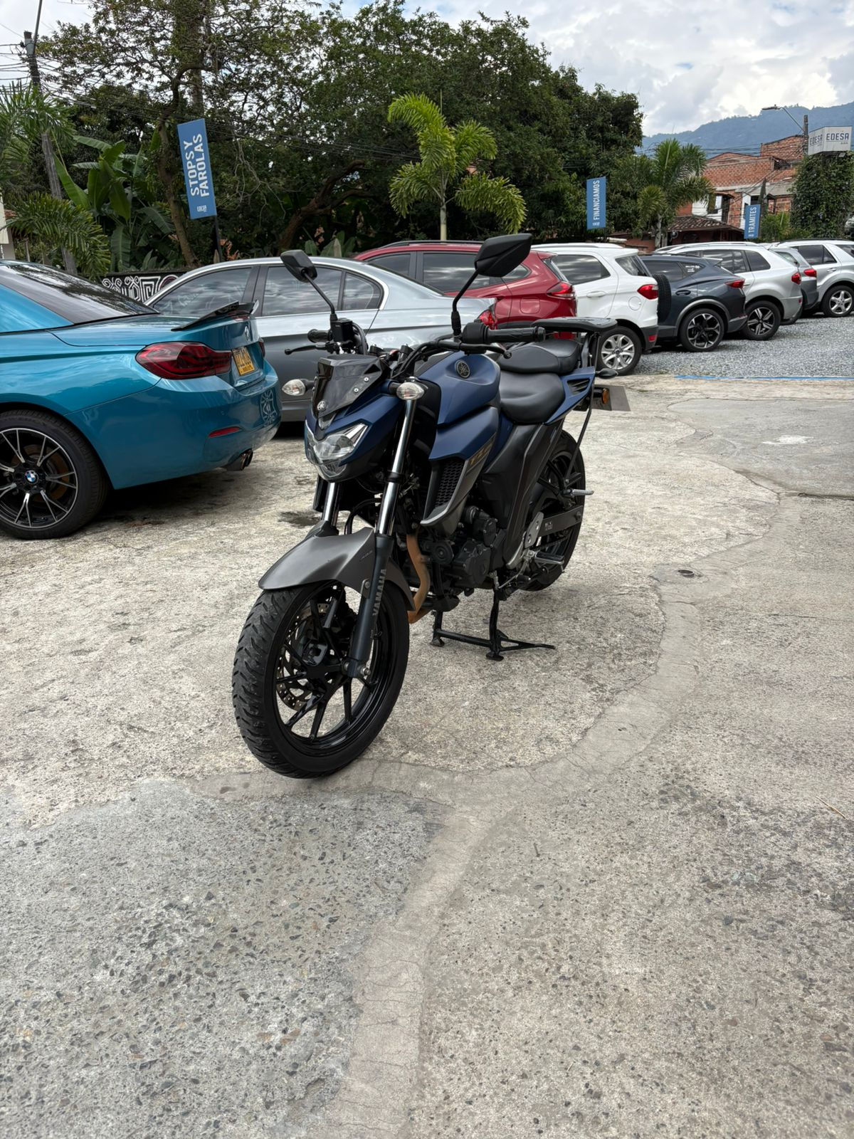 YAMAHA FZ 25