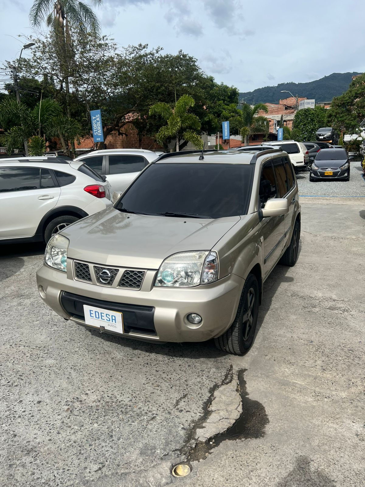 NISSAN XTRAIL 4X4