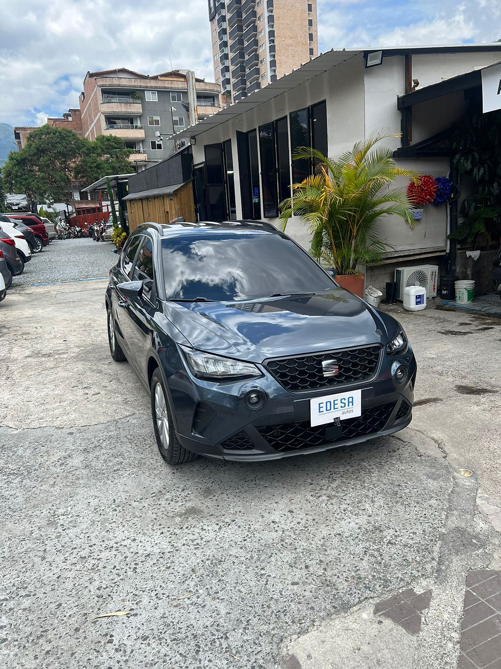 Miniatura: SEAT ARONA REFERENCE