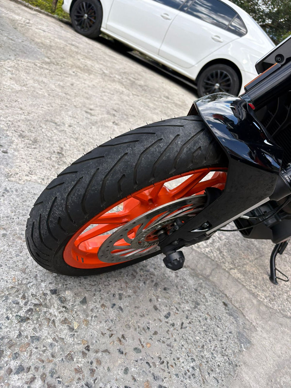 Miniatura: KTM 390 DUKE