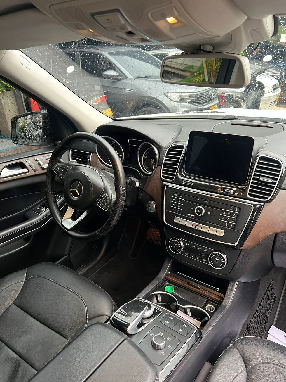 Miniatura: MERCEDES BENZ GLS 500
