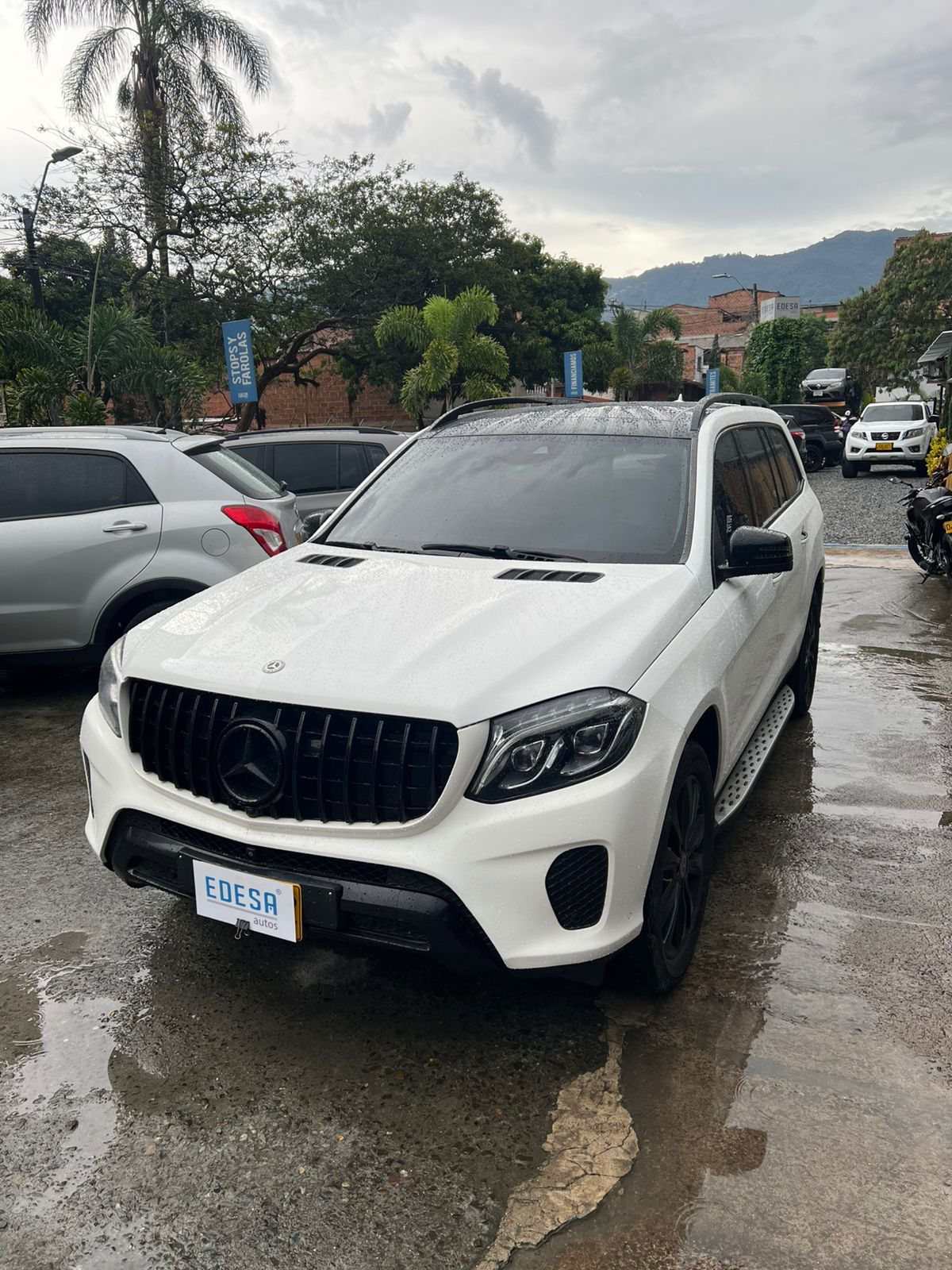 MERCEDES BENZ GLS 500