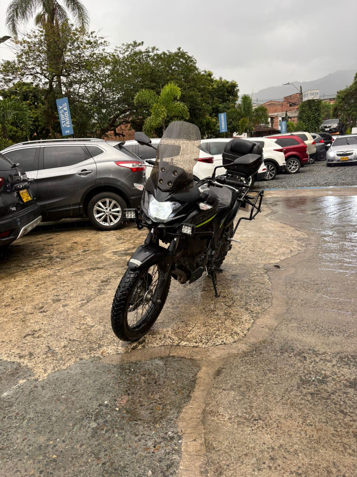 KAWASAKI VERSYS 300