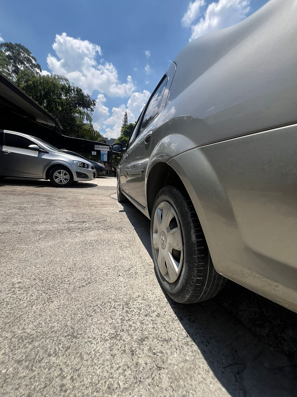 Miniatura: RENAULT LOGAN EXPRESSION