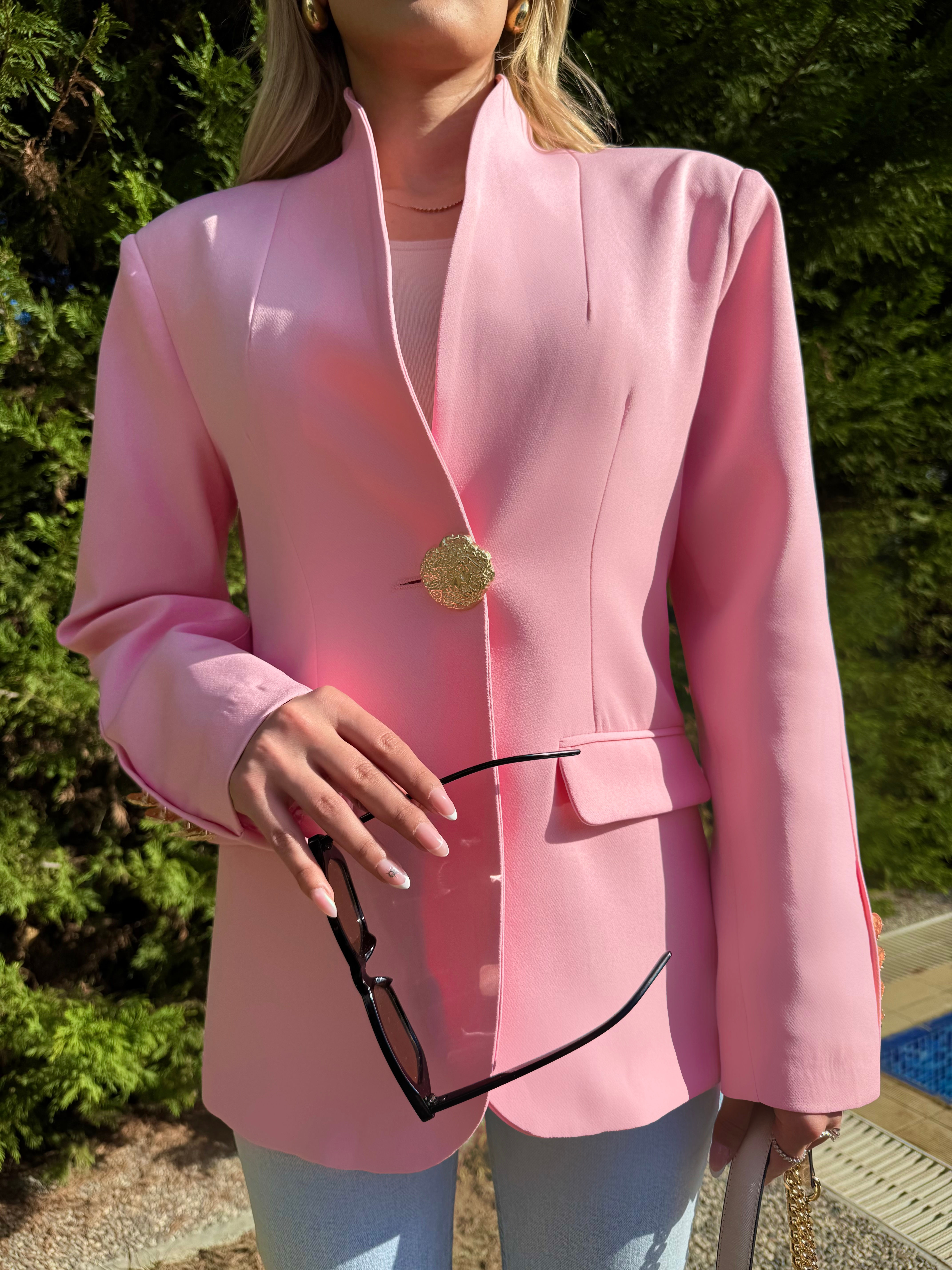 Gold detay pembe blazer ceket