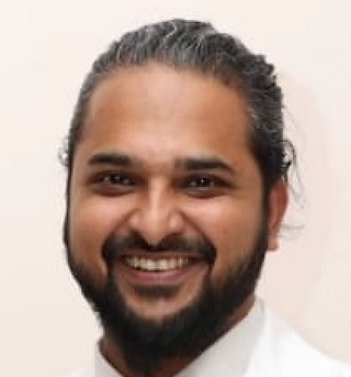 Expert speaker in surgeON event