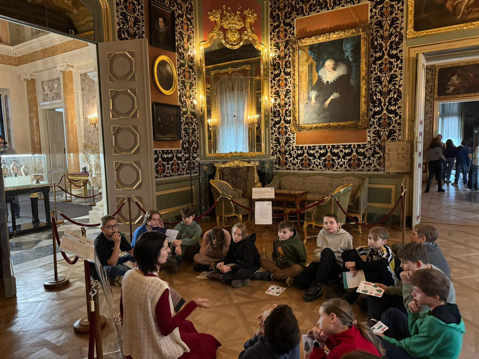 WhatsApp Image 2025-12-01 at 16.37.44