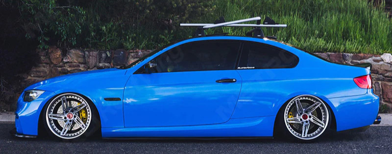 Avery Dennison SW900 Gloss Intense Blue Vinyl Wrap | SW900-667-O