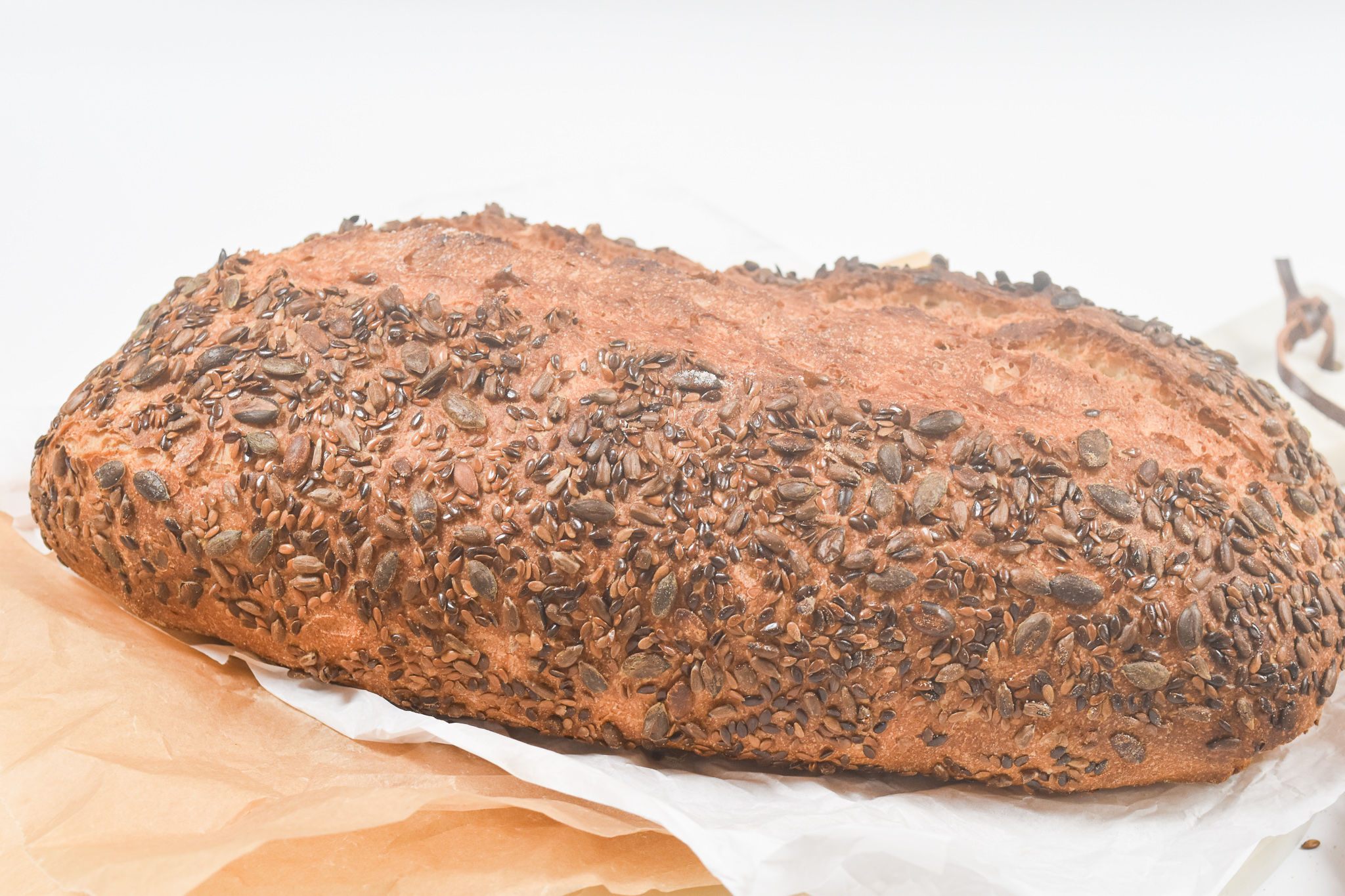 Bloomer Seeded White