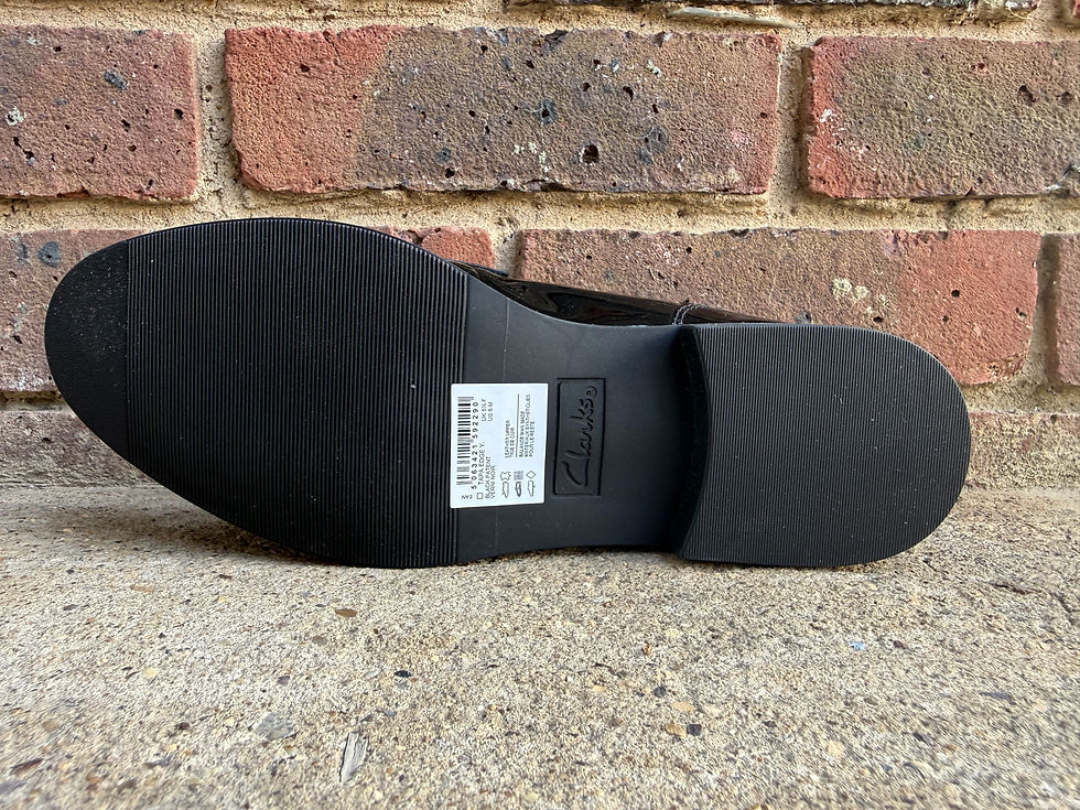 Thumbnail: Clarks Tapa Edge Y Black Patent