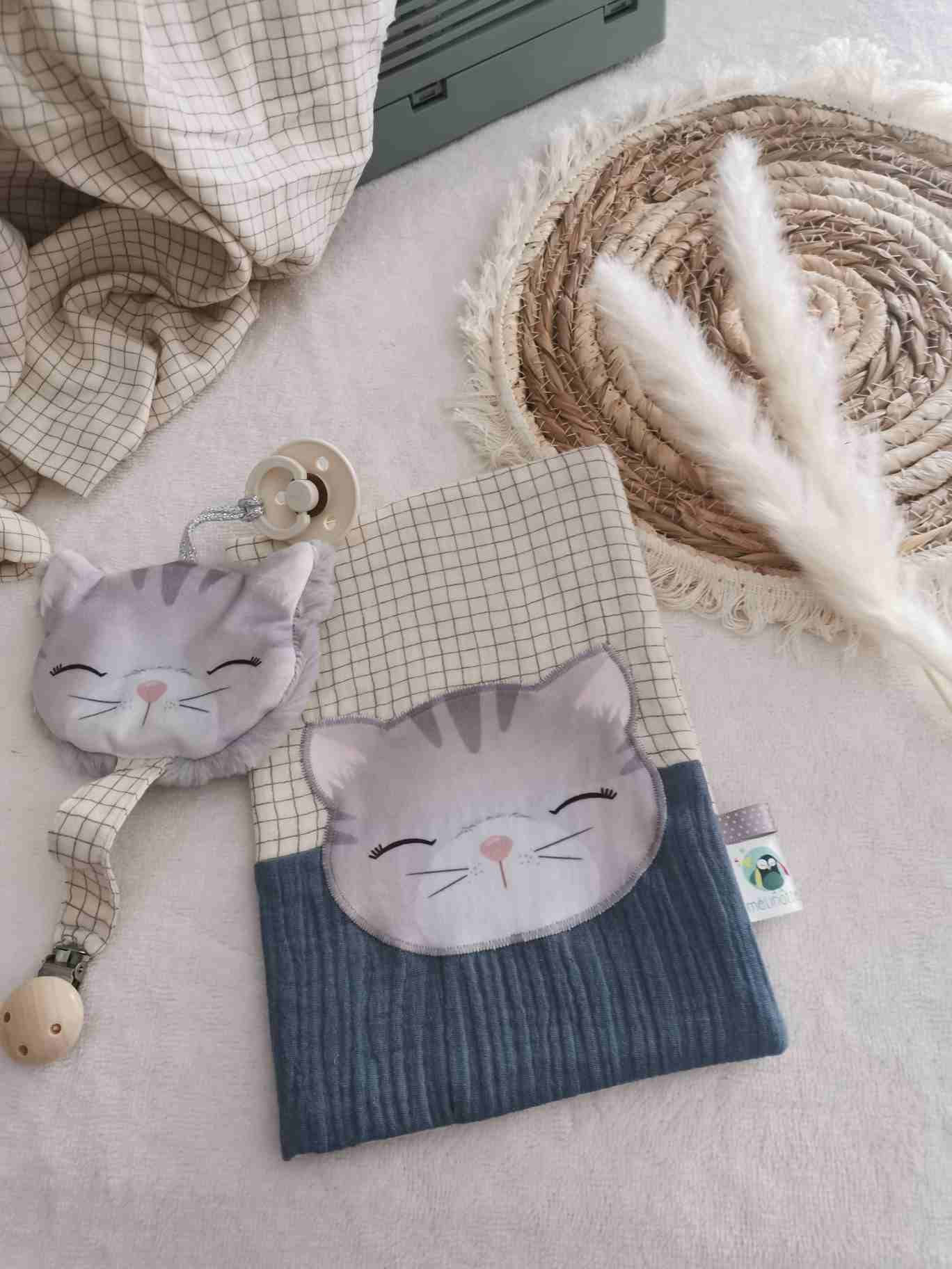 Protège carnet de santé méliChat