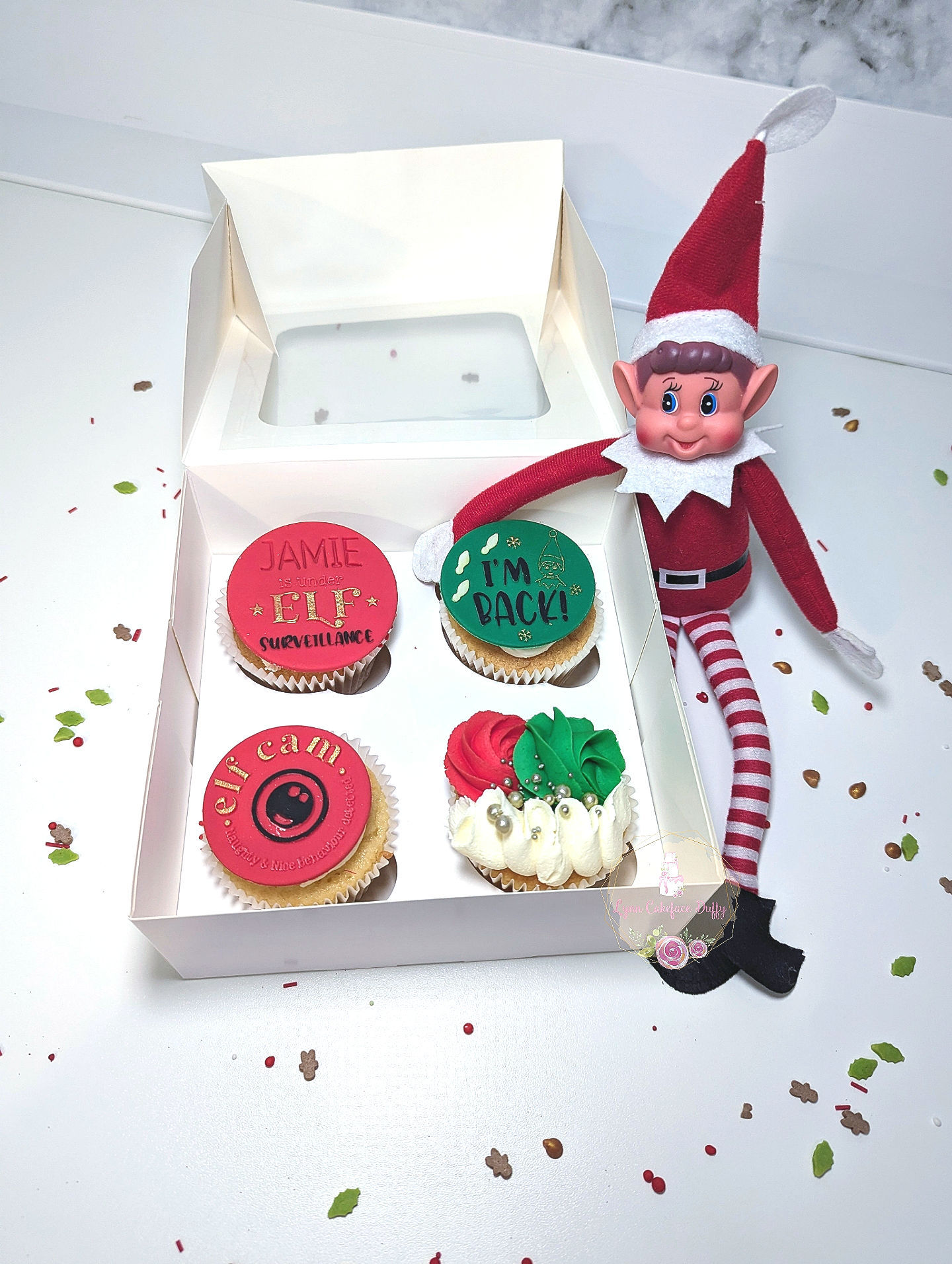Elf on the Shelf cupcakes