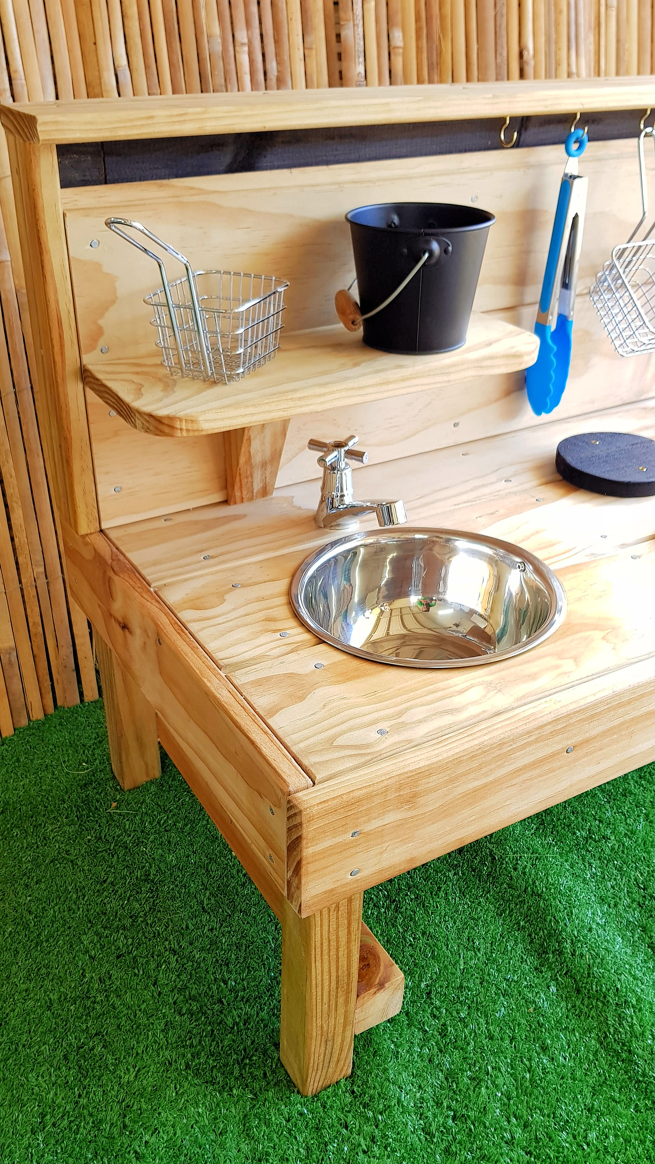 toddler mud kitchen