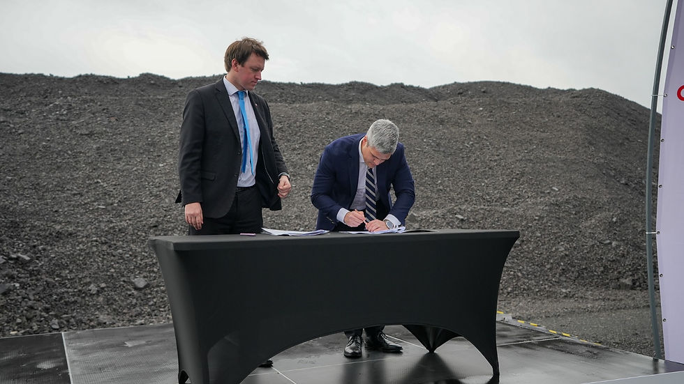 En División Ventanas se firmó convenio Codelco - MOP para utilizar subproductos mineros en infraestructura pública