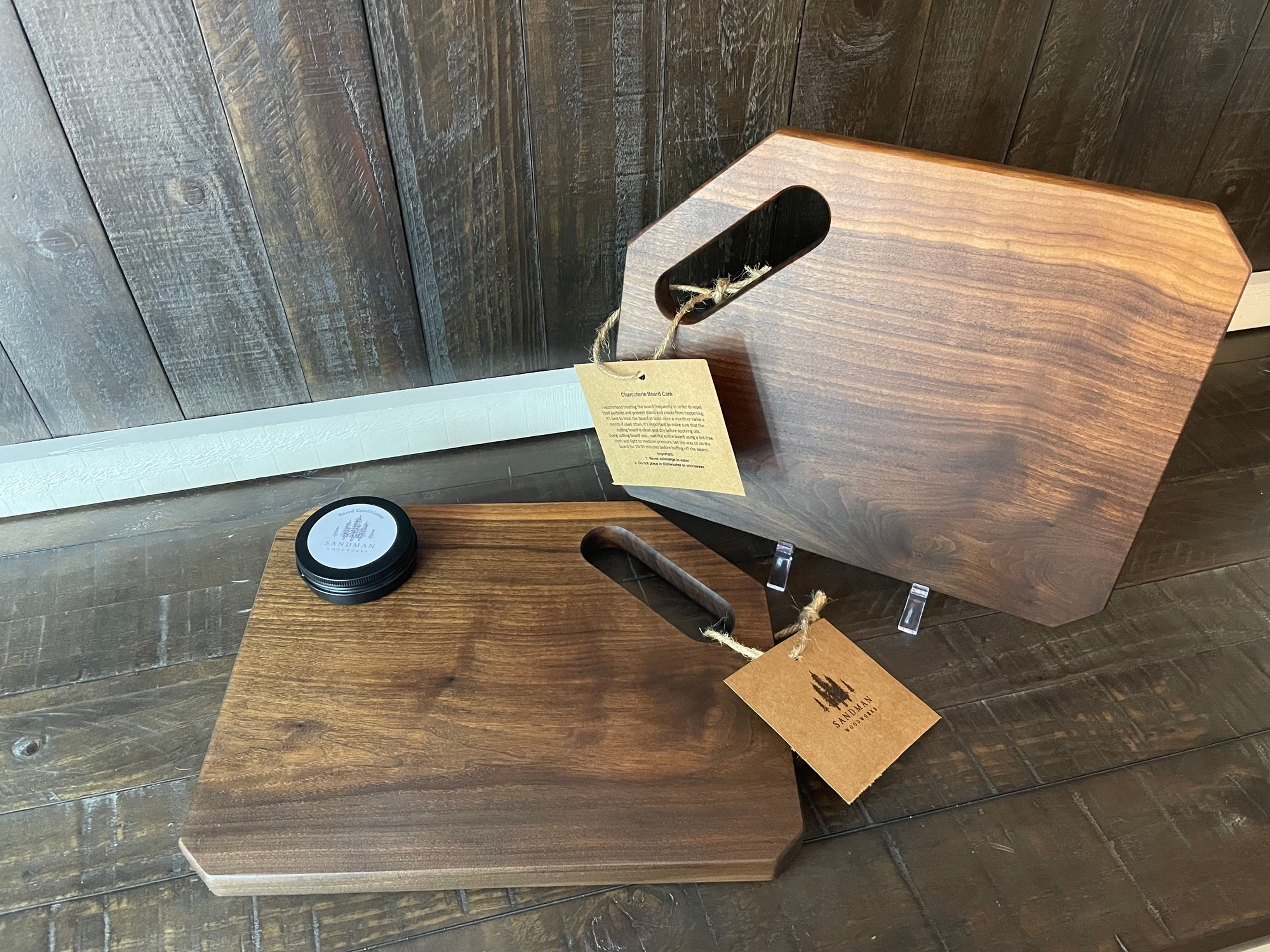 Walnut Charcuterie/Serving Board