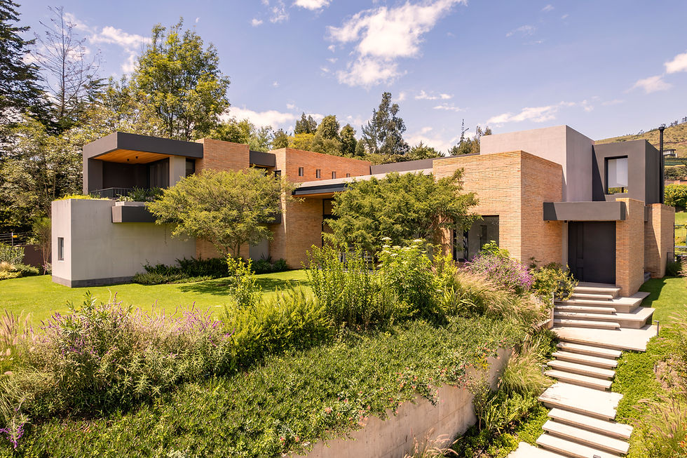 casa-fw-londono-plus_2.jpg