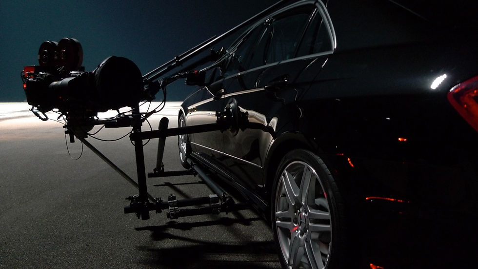 Commercial / Mercedes Benz