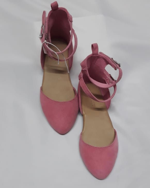 Thumbnail: Gladiator slipper shoe