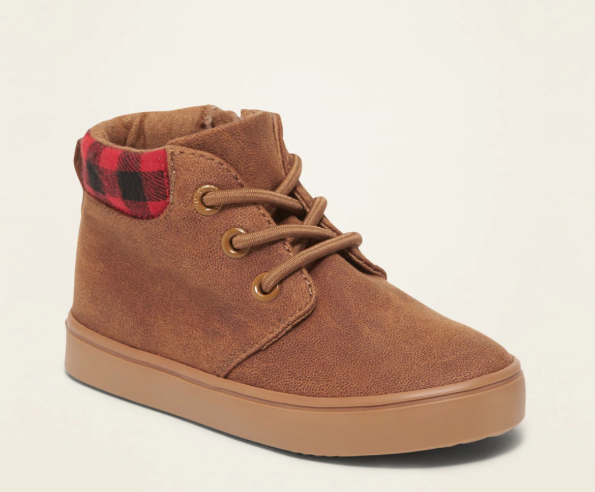 Old  navy Boys boots/footwear 