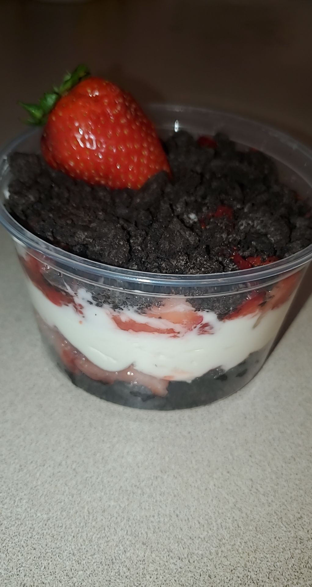Strawberry Oreo Parfait Cup