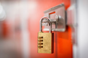 Feng Shui Interprets the “Locked” House