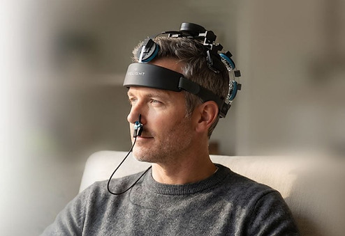 Neuro-Pro-2-Black-Lifestyle-Front-v17-1600x604.jpg