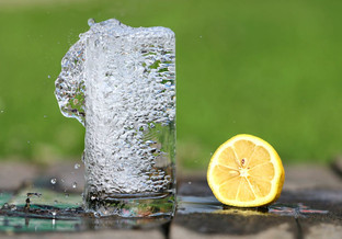 The Skinnythick Six: 6 Reasons to Drink Water