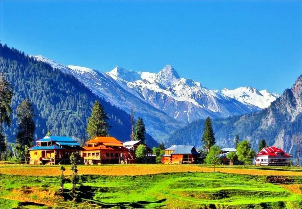 Neeulm_Valley_AJK_(Arang_Kel)_edited.jpg