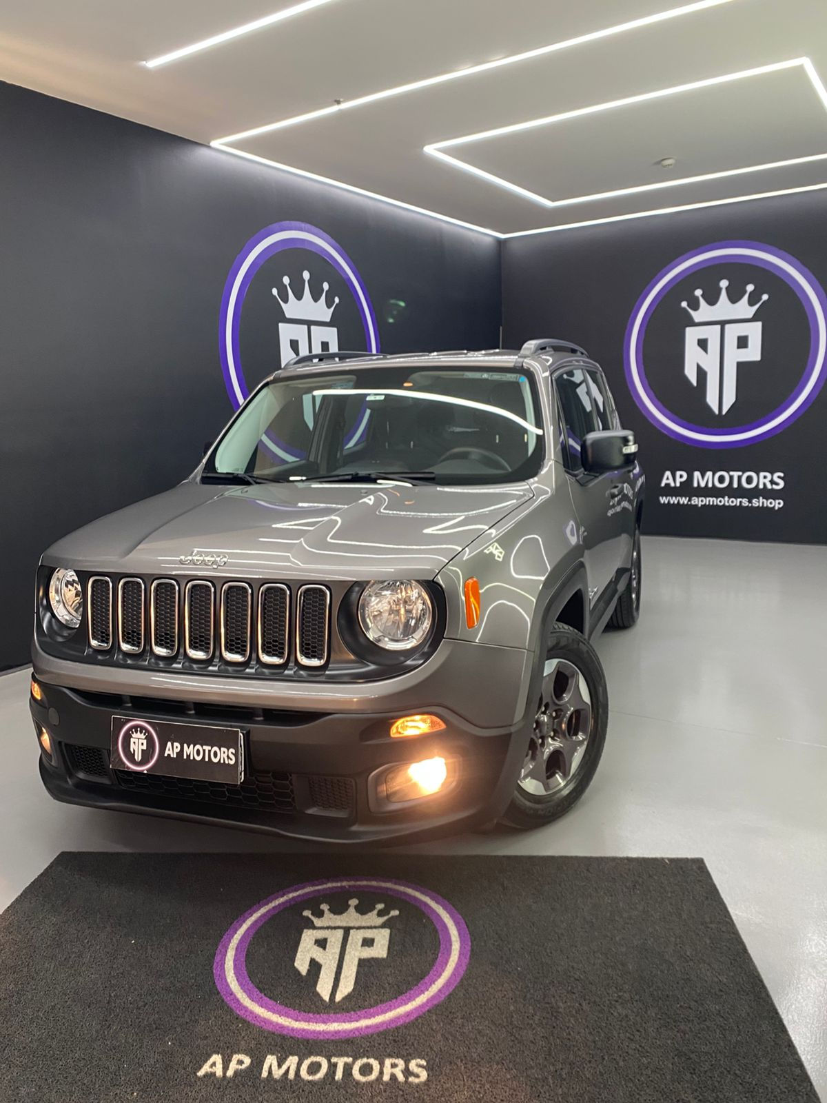 JEEP RENEGADE 1.8 SPORT FLEX AUT . 5P 2017 KM 82.900