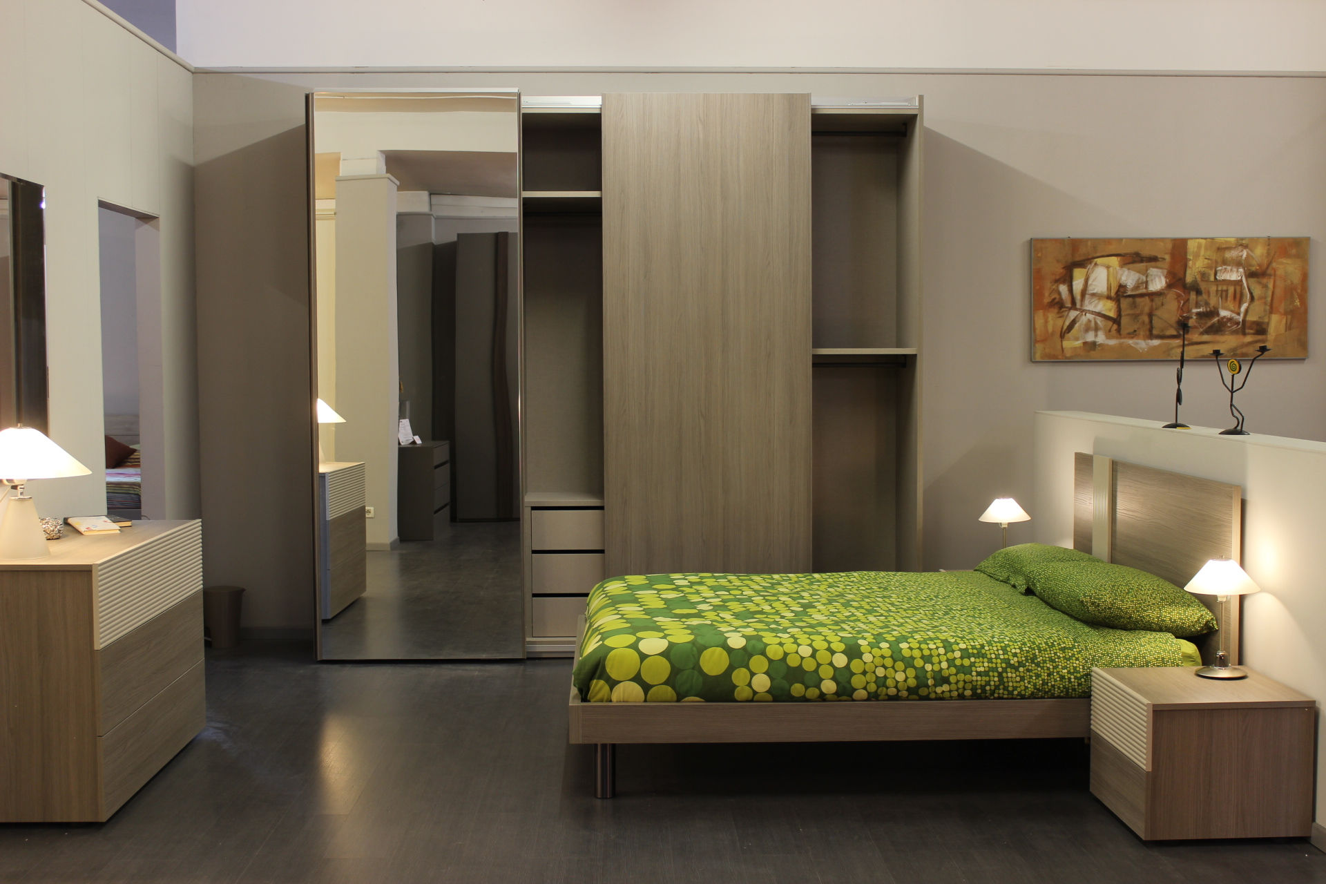 Gruppo Tabula e Armadio Snow