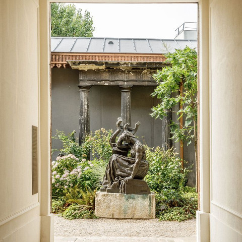 Entranceof LE Rhodia restaurant