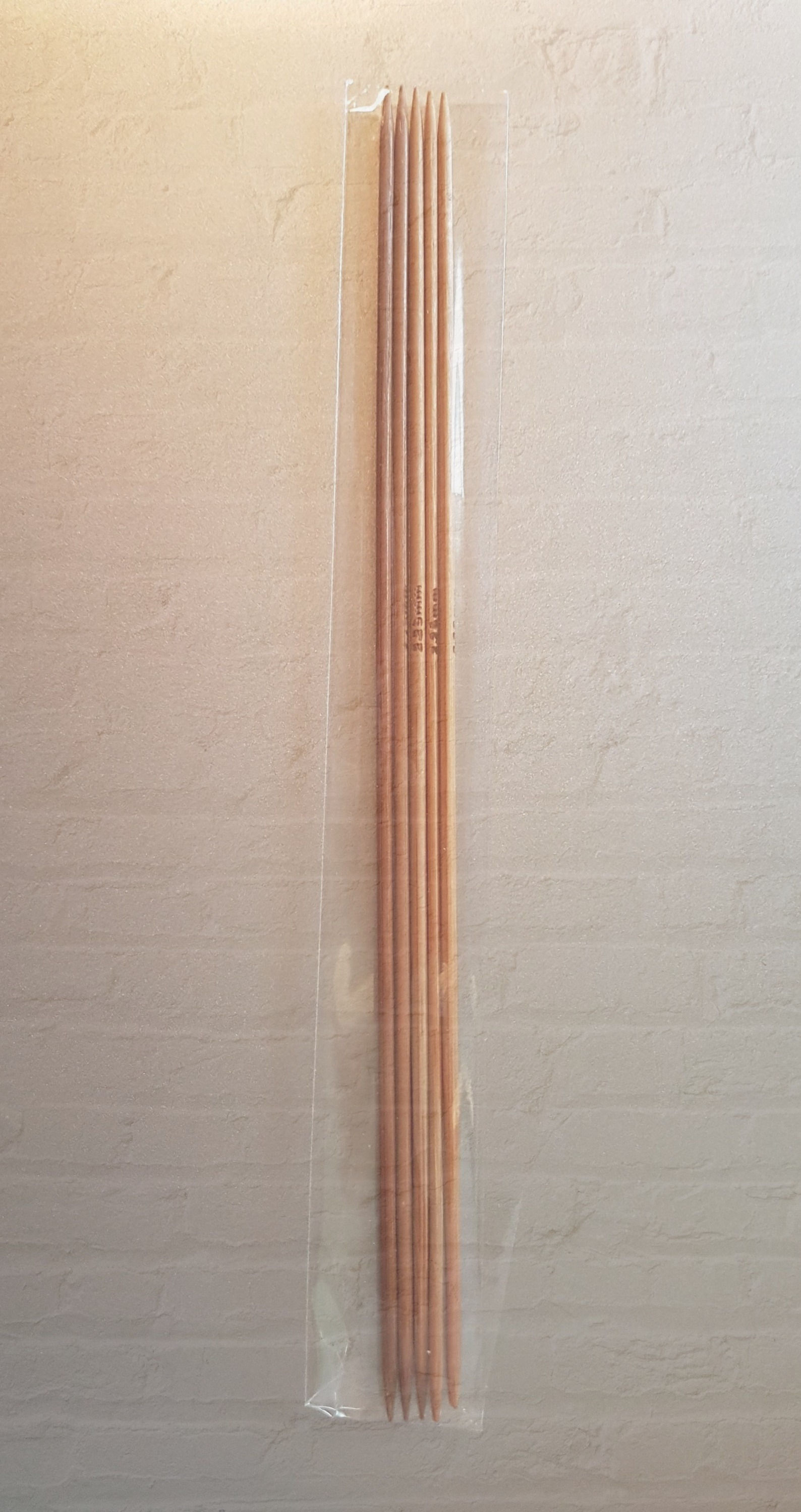 3,25 mm strømpepinde (bambus) sæt m. 5